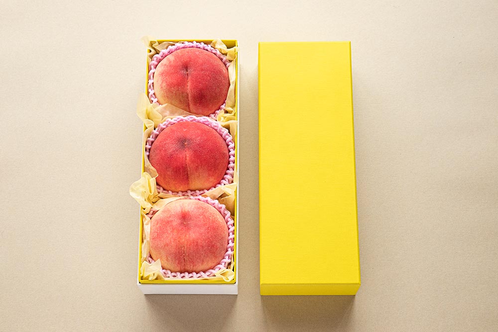 特別な贈り物「桃のギフト」パッケージ／化粧箱｜村上紙器工業所